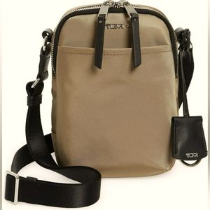 Tumi Voyageur Rory Crossbody (Khaki)
